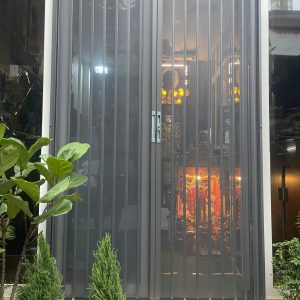 Cửa lưới xếp lá nhôm